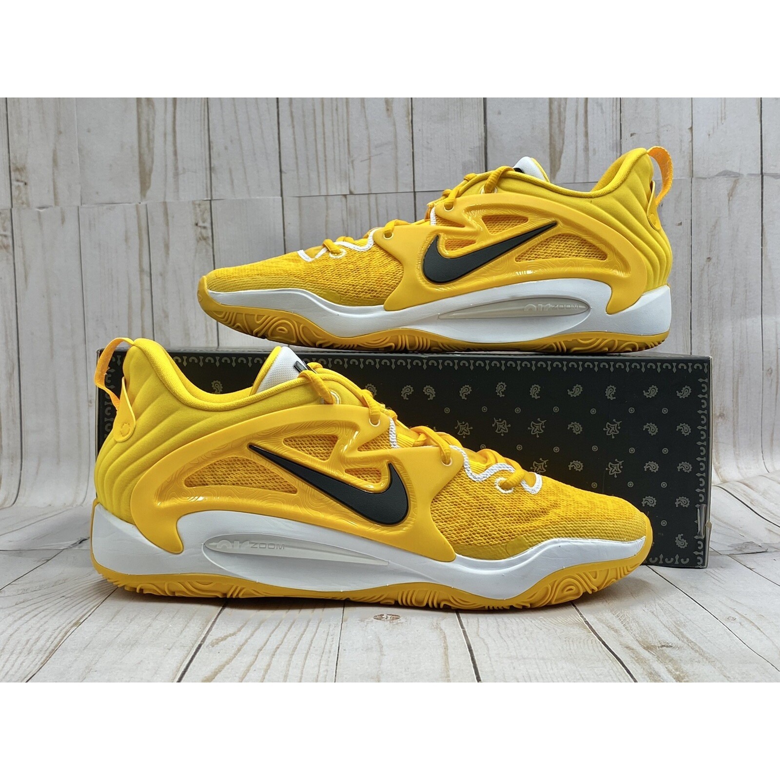 Nike Kd15 Tb Promo 'University Gold' Black White Dx6648-701 Men's Size 9.5